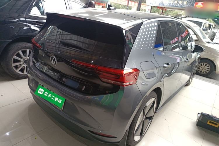 Used Volkswagen ID.3 2022 Pro Smart Edition Rear Right 45 Deg