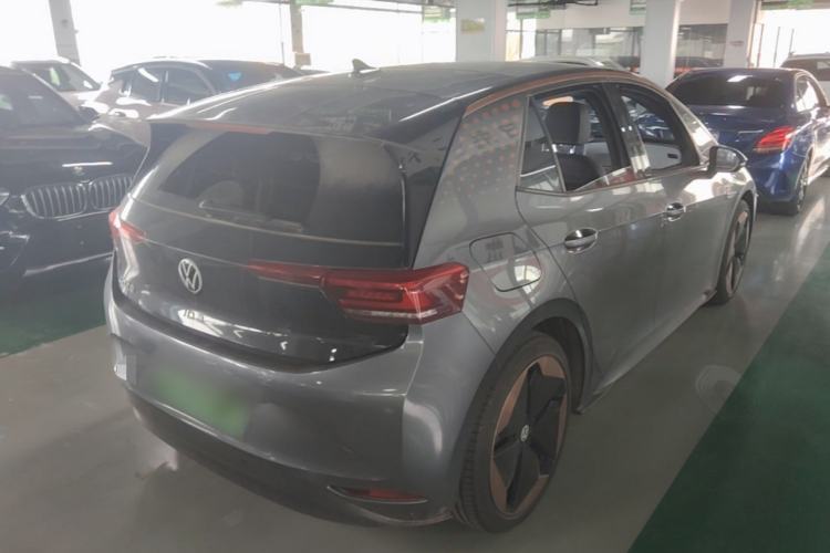 Used Volkswagen ID.3 2022 Pro Smart Edition Rear Right 45 Deg