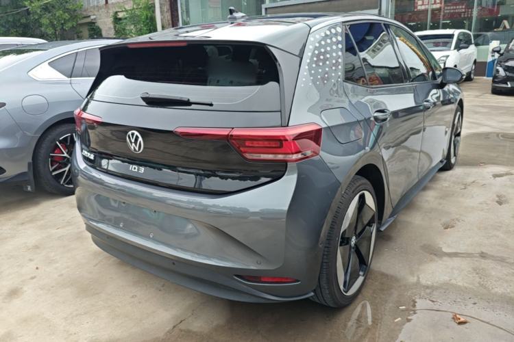 Used Volkswagen ID.3 2022 Pro Smart Edition Rear Right 45 Deg