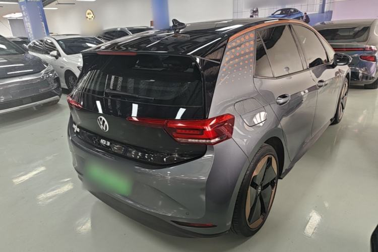 Used Volkswagen ID.3 2022 Pro Smart Edition Rear Right 45 Deg