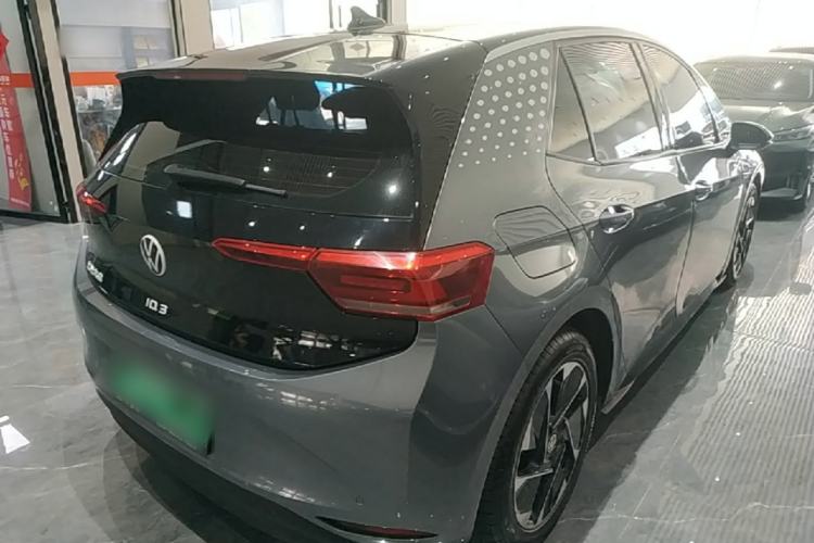 Used Volkswagen ID.3 2022 Pure Edition Rear Right 45 Deg