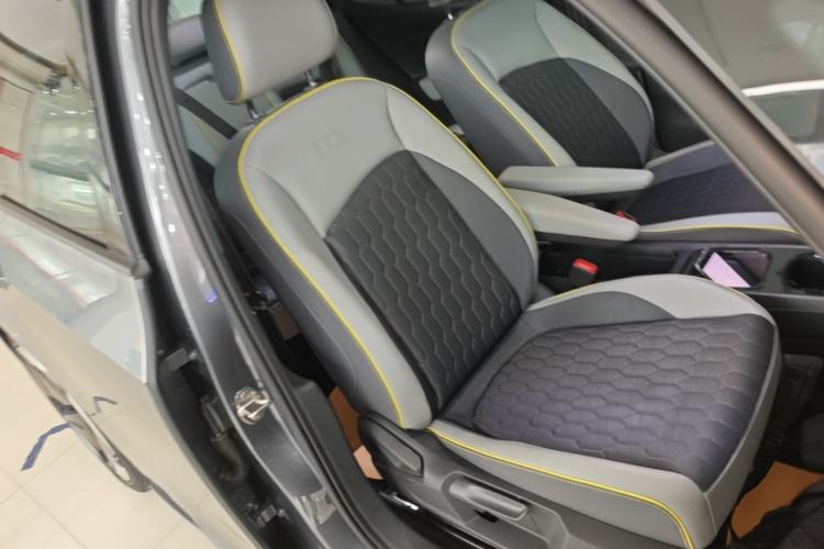Used Volkswagen ID.3 2022 Pro Smart Edition Right Front Seat