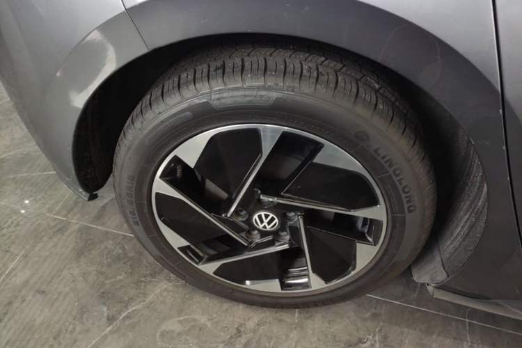 Used Volkswagen ID.3 2022 Pure Edition Right Rear Wheel Hub