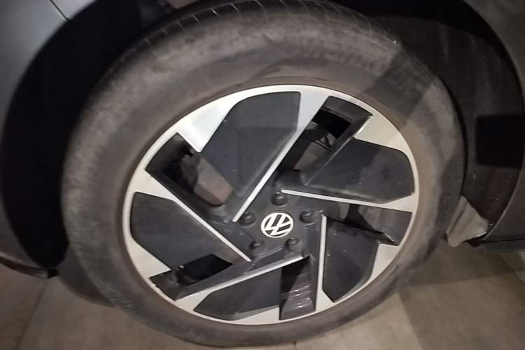 Used Volkswagen ID.3 2022 Active Pure Intelligent Enjoyment Edition Right Rear Wheel Hub