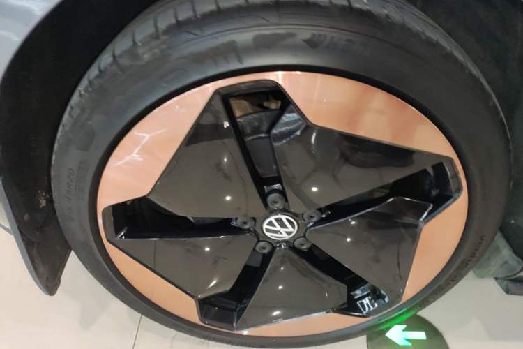 Used Volkswagen ID.3 2022 Pro Smart Edition Right Rear Wheel Hub