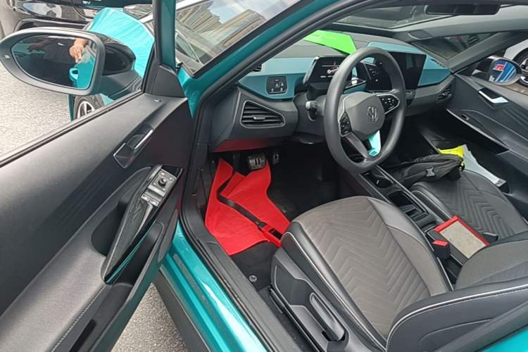 Used Volkswagen ID.3 2022 Active Pure Intelligent Enjoyment Edition Driver Seat