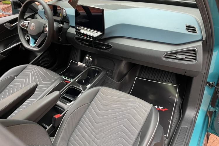 Used Volkswagen ID.3 2022 Active Pure Intelligent Enjoyment Edition Interior 1