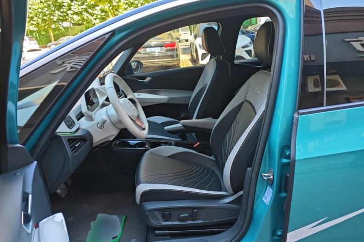 Used Volkswagen ID.3 2022 Pro Smart Edition Left Front Seat