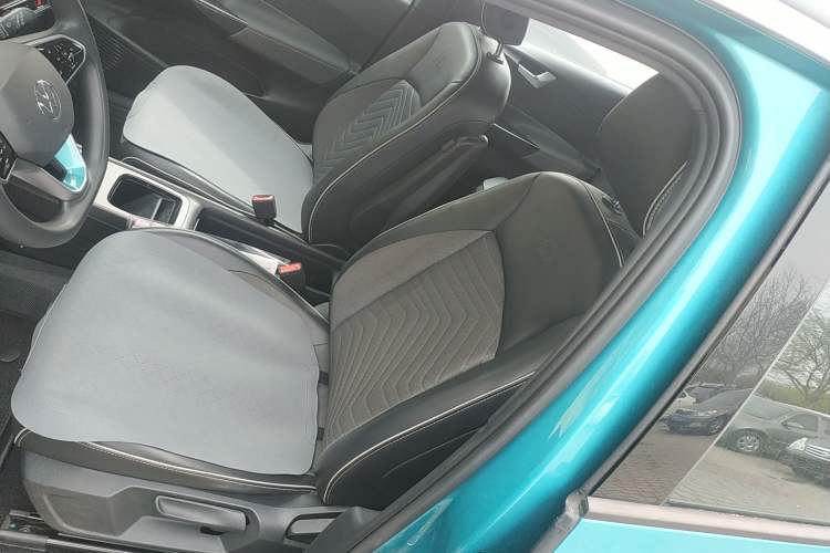 Used Volkswagen ID.3 2022 Active Pure Intelligent Enjoyment Edition Left Front Seat