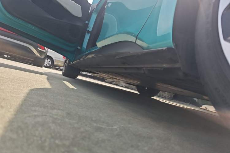 Used Volkswagen ID.3 2022 Pro Smart Edition Left Side Sill