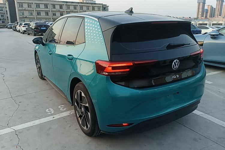 Used Volkswagen ID.3 2022 Pure Edition Rear Left 45 Deg