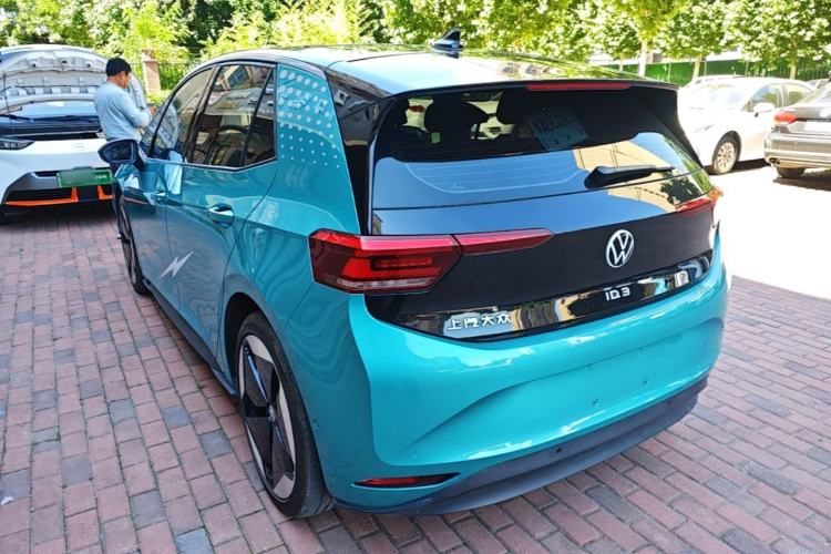 Used Volkswagen ID.3 2022 Pro Smart Edition Rear Left 45 Deg