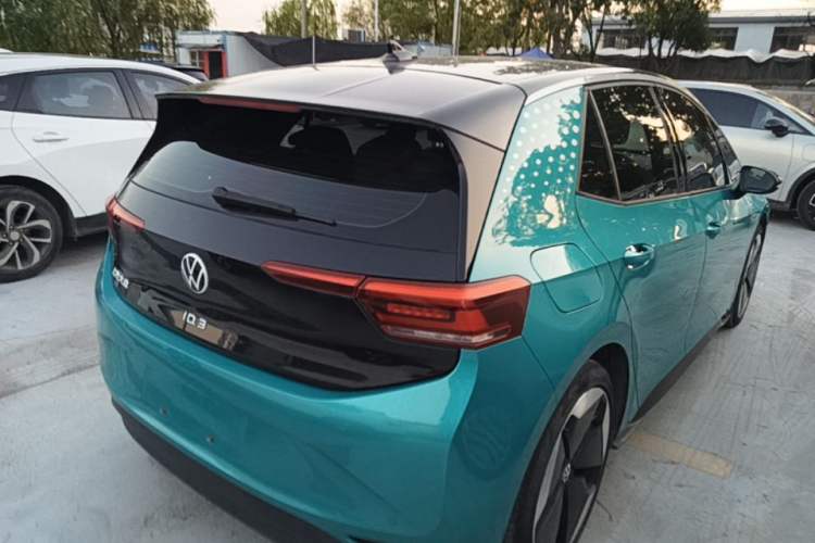 Used Volkswagen ID.3 2022 Pro Smart Edition Rear Right 45 Deg