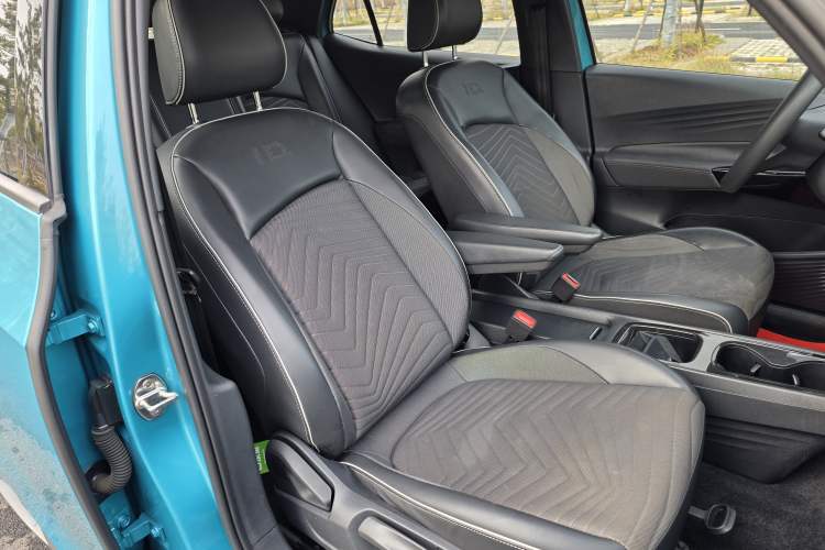 Used Volkswagen ID.3 2022 Active Pure Intelligent Enjoyment Edition Right Front Seat