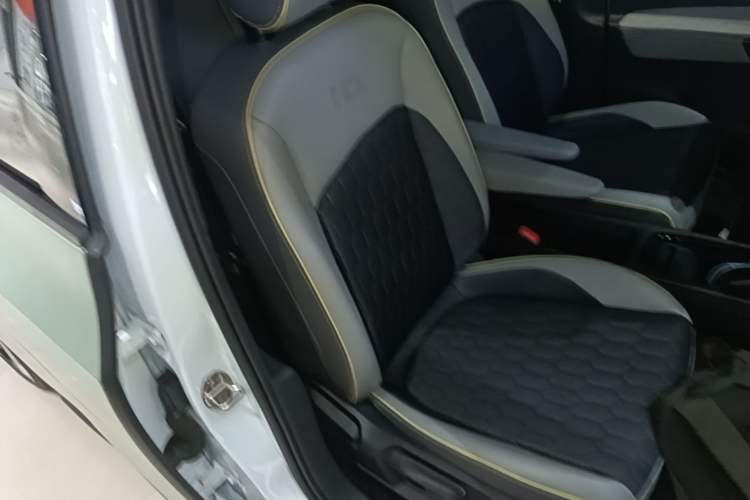 Used Volkswagen ID.3 2022 Pro Smart Edition Right Front Seat