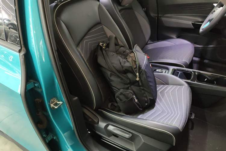 Used Volkswagen ID.3 2022 Pure Edition Right Front Seat