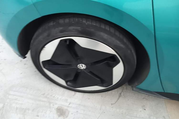 Used Volkswagen ID.3 2022 Pro Smart Edition Right Rear Wheel Hub