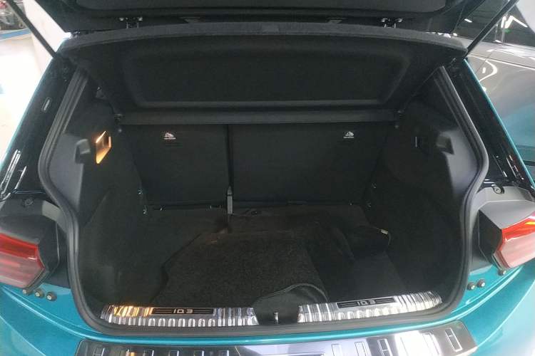 Used Volkswagen ID.3 2022 Pure Edition Trunk