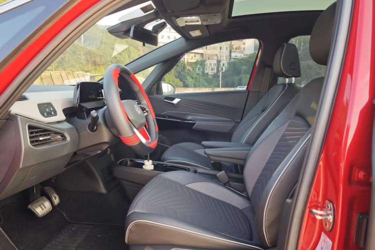Used Volkswagen ID.3 2022 Active Pure Intelligent Enjoyment Edition Interior 2