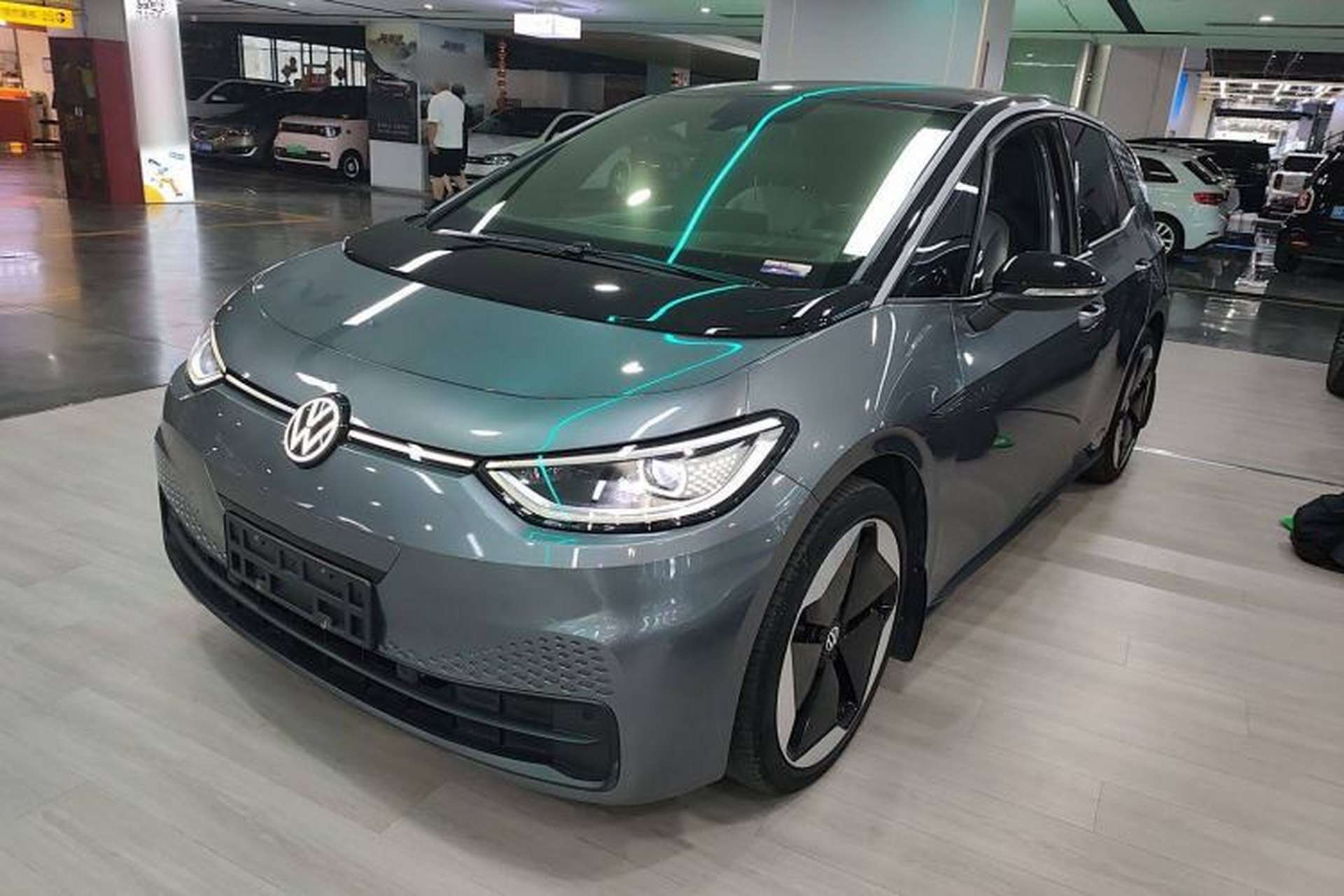 Used Volkswagen ID.3 2022 Pro Smart Edition Front Left 45 Deg