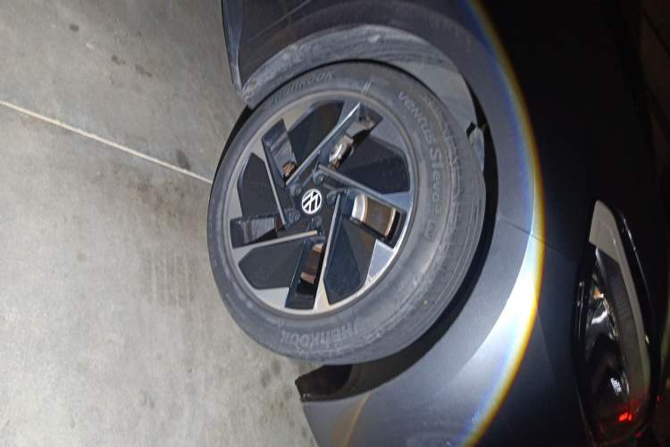 Used Volkswagen ID.3 2022 Active Pure Intelligent Enjoyment Edition Right Front Wheel Hub