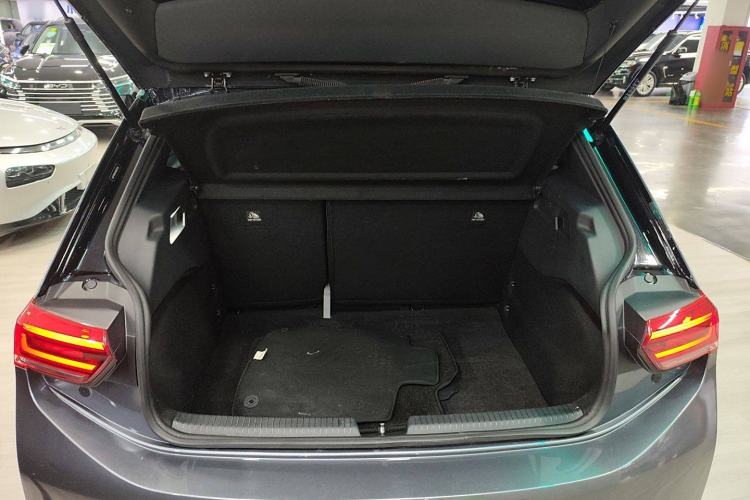 Used Volkswagen ID.3 2022 Pro Smart Edition Trunk