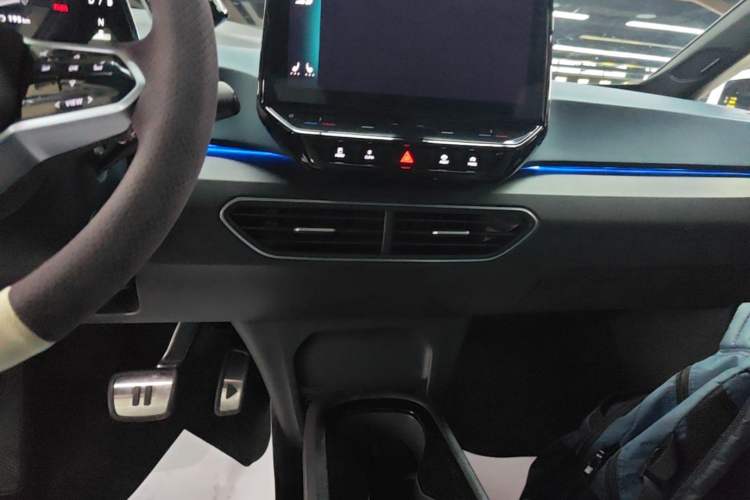 Used Volkswagen ID.3 2022 Pro Smart Edition Audio And AC Panel