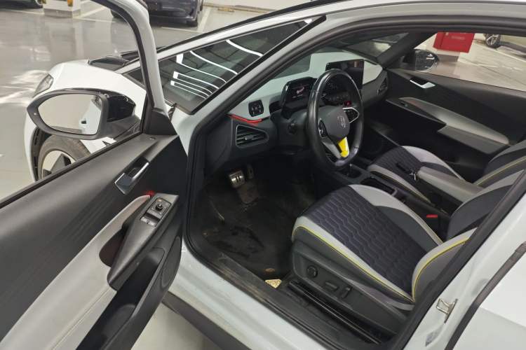 Used Volkswagen ID.3 2022 Pro Smart Edition Driver Seat