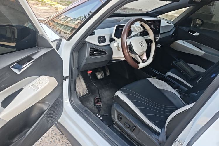 Used Volkswagen ID.3 2022 Pro Smart Edition Driver Seat