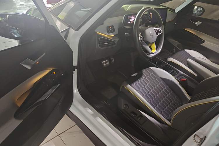 Used Volkswagen ID.3 2022 Pro Smart Edition Driver Seat