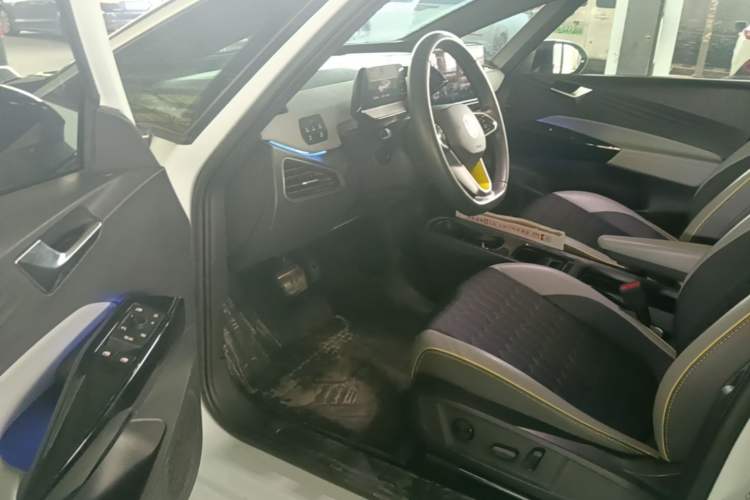 Used Volkswagen ID.3 2022 Pro Smart Edition Driver Seat