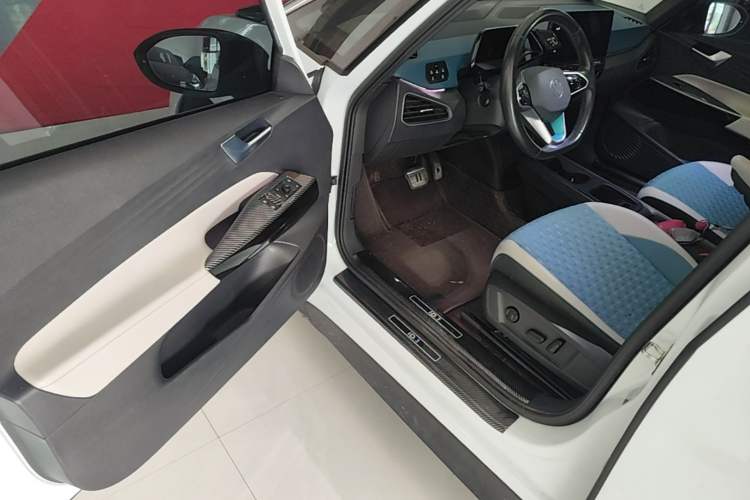 Used Volkswagen ID.3 2022 Pro Smart Edition Driver Seat