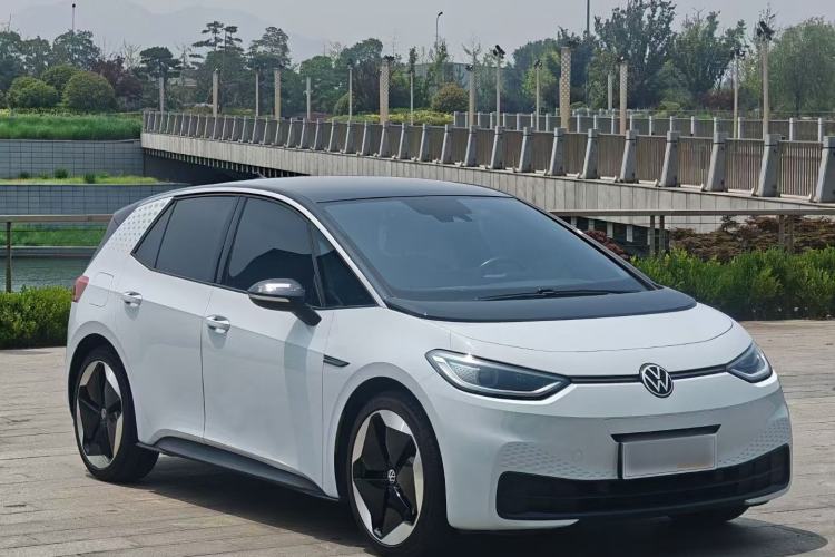 Used Volkswagen ID.3 2022 Pro Smart Edition Exterior 2