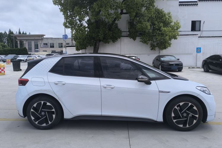 Used Volkswagen ID.3 2022 Active Pure Intelligent Enjoyment Edition Exterior 3