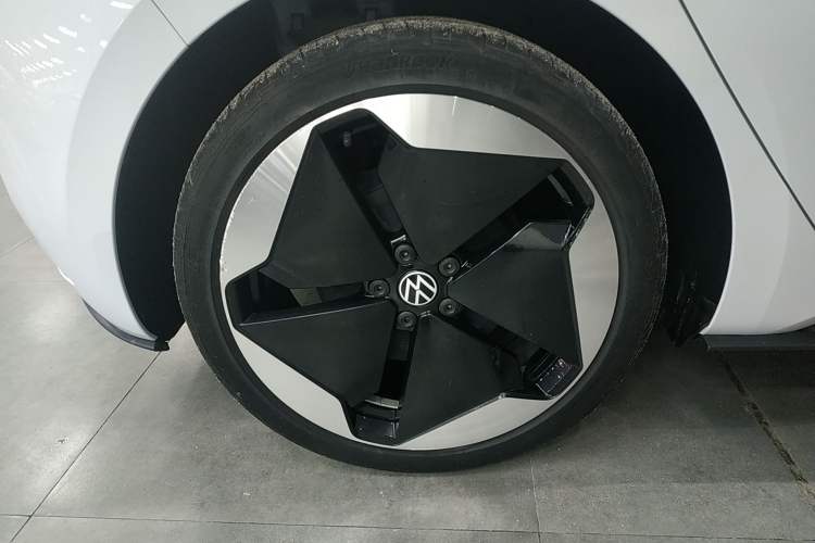Used Volkswagen ID.3 2022 Active Pure Intelligent Enjoyment Edition Exterior 5