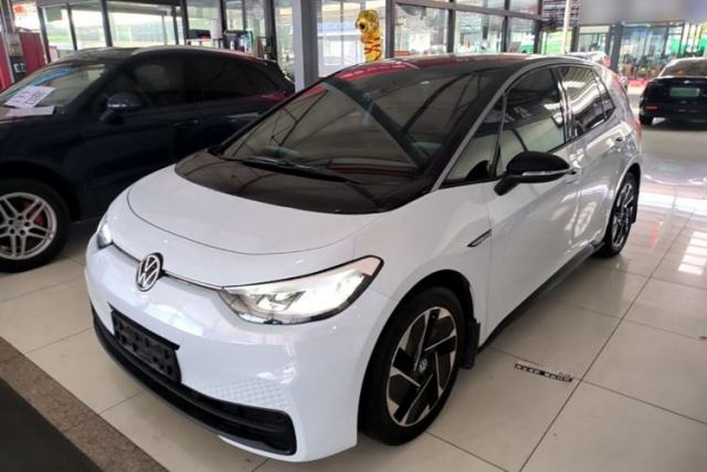 Ojetý Volkswagen ID.3 2022 Active Pure Intelligent Enjoyment Edition