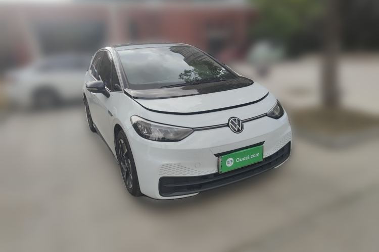 Used Volkswagen ID.3 2022 Active Pure Intelligent Enjoyment Edition Front Right 45 Deg