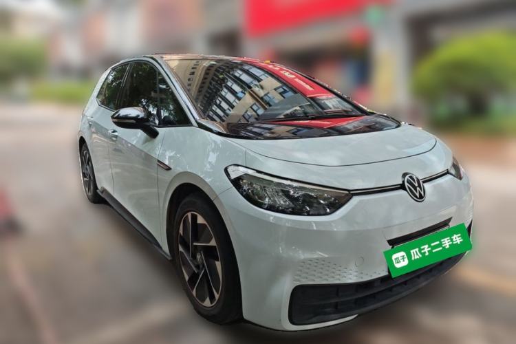 Used Volkswagen ID.3 2022 Pure Edition Front Right 45 Deg