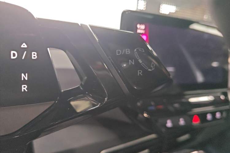 Used Volkswagen ID.3 2022 Pro Smart Edition Gear Lever