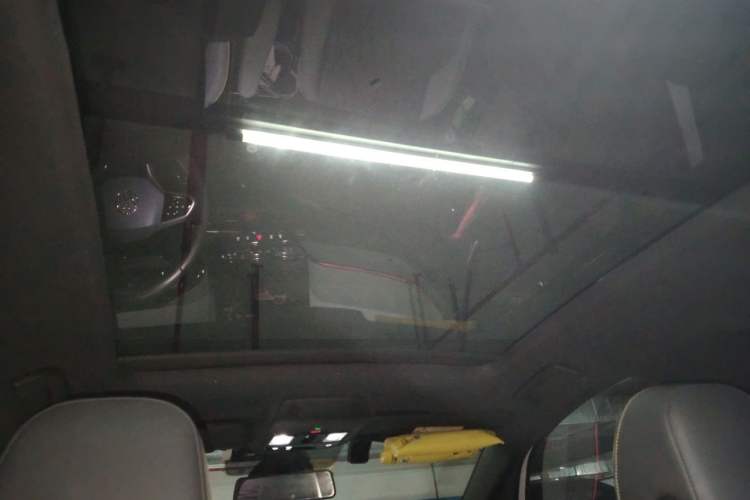 Used Volkswagen ID.3 2022 Pro Smart Edition Headliner