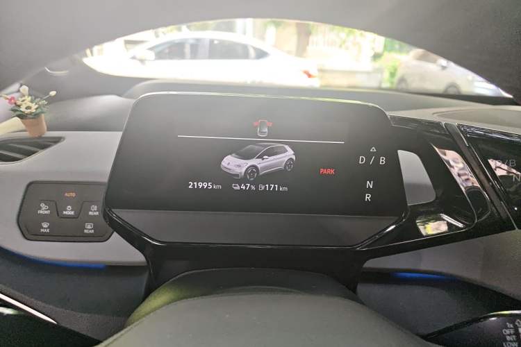 Used Volkswagen ID.3 2022 Pro Smart Edition Instrument Cluster