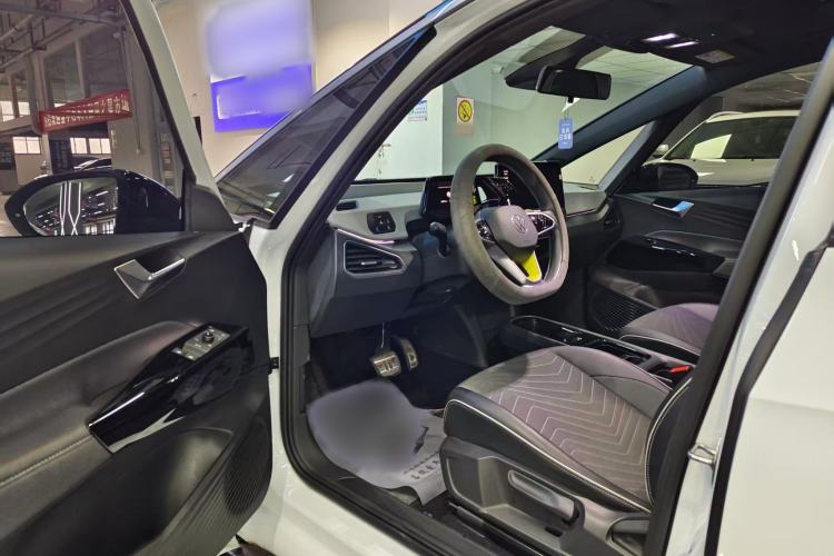 Used Volkswagen ID.3 2022 Active Pure Intelligent Enjoyment Edition Interior 2