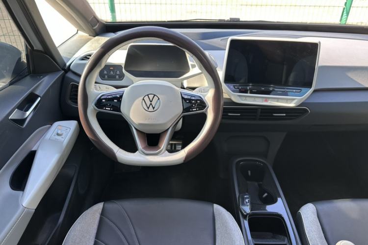 Used Volkswagen ID.3 2022 Pro Smart Edition Interior 4