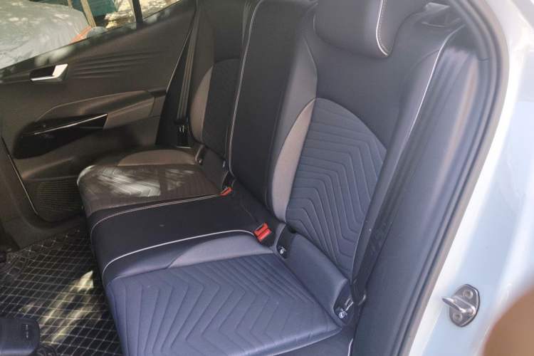 Used Volkswagen ID.3 2022 Active Pure Intelligent Enjoyment Edition Interior 4