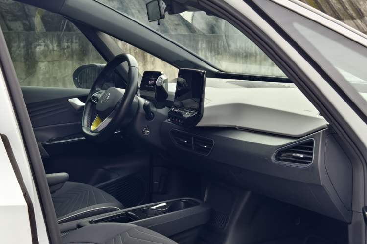Used Volkswagen ID.3 2022 Active Pure Intelligent Enjoyment Edition Interior 5