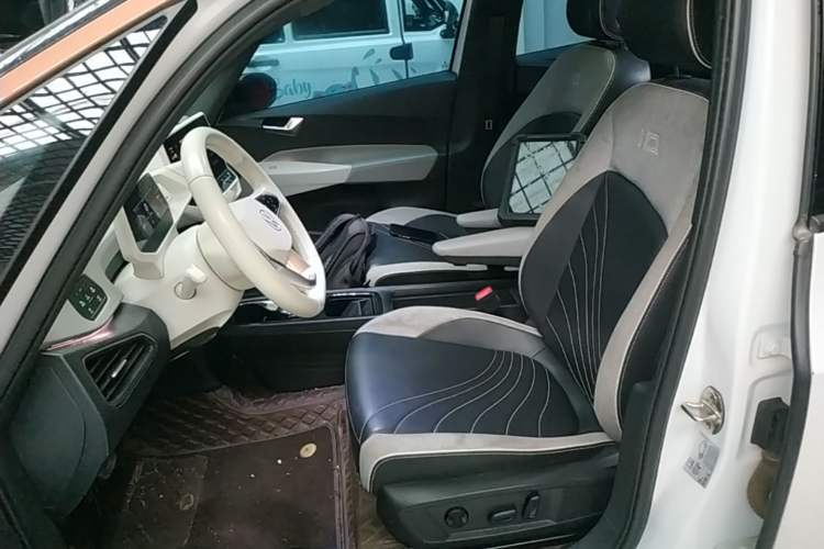 Used Volkswagen ID.3 2022 Pro Smart Edition Left Front Seat