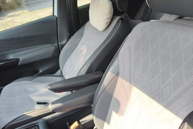 Used Volkswagen ID.3 2022 Active Pure Intelligent Enjoyment Edition Left Front Seat