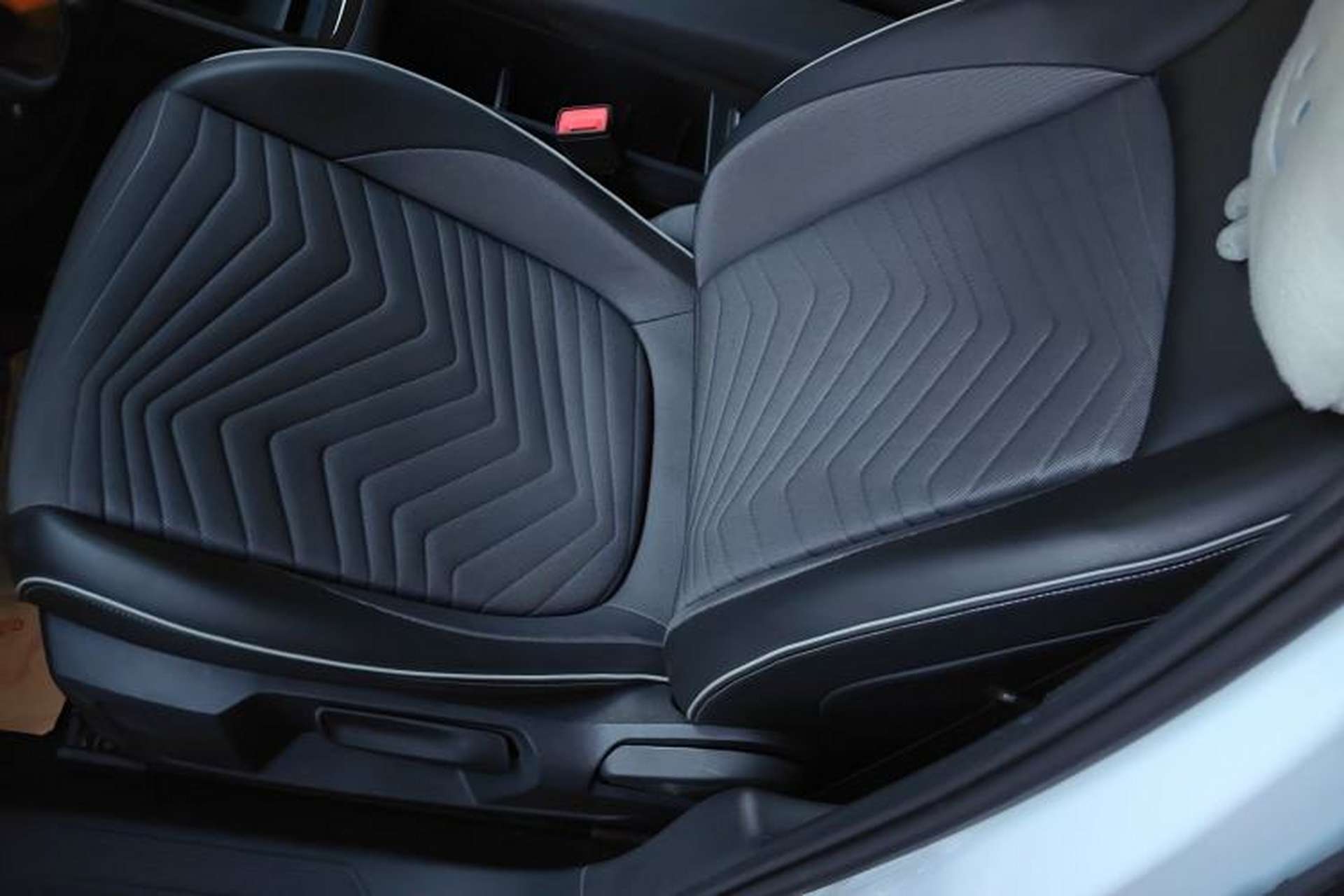 Used Volkswagen ID.3 2022 Active Pure Intelligent Enjoyment Edition Left Front Seat