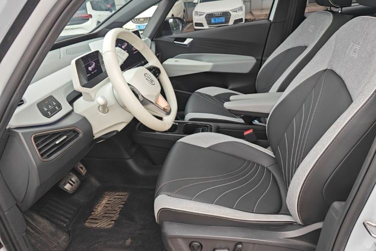 Used Volkswagen ID.3 2022 Pro Smart Edition Left Front Seat