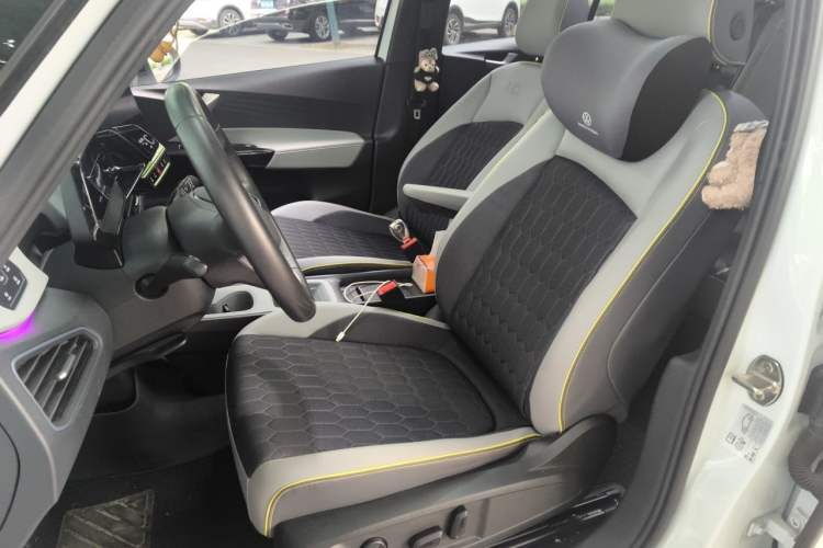 Used Volkswagen ID.3 2022 Pro Smart Edition Left Front Seat